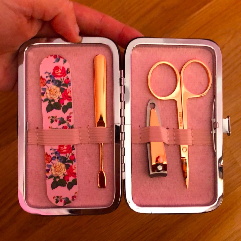 Pink Manicure Set